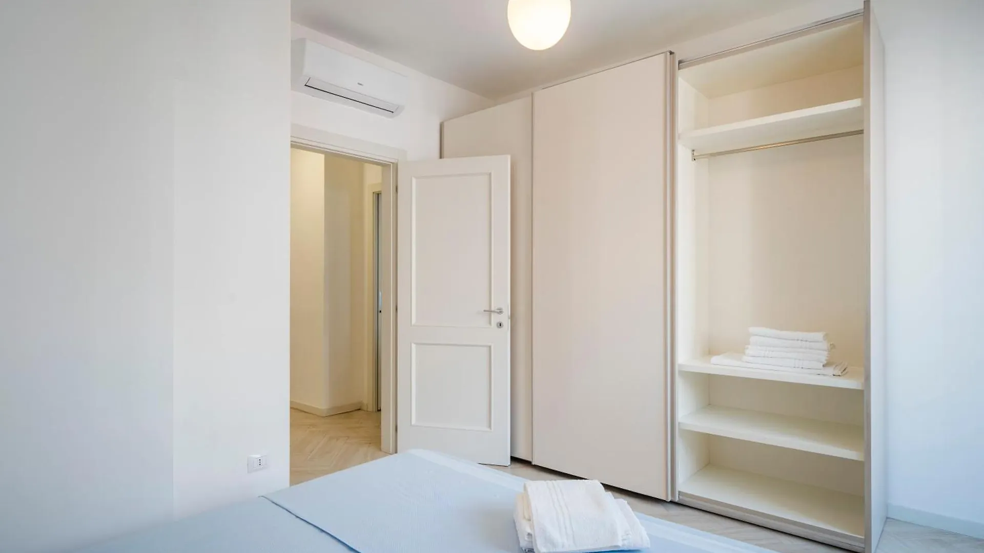 Pirelli Comfort Suite Battaglia Appartamenti Milão Apartamento